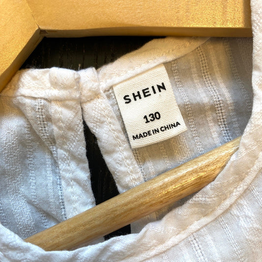 The Pros and Cons of Buying Preloved Fast Fashion Kids' Clothing