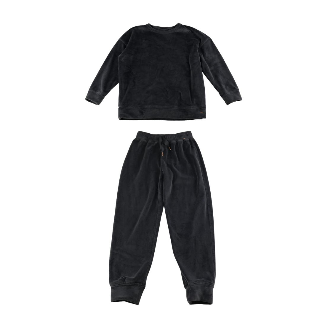Preloved kids pyjamas