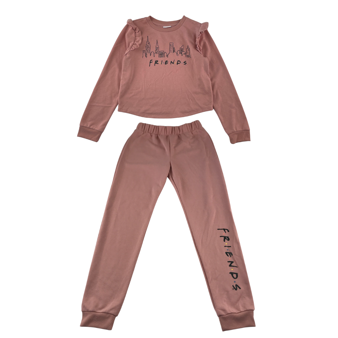 Friends set 8-10 years light pink sweater and joggers