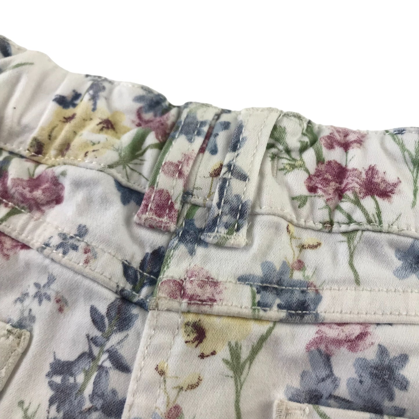 F&F Shorts Age 6 White Floral Print with Love Denim Button