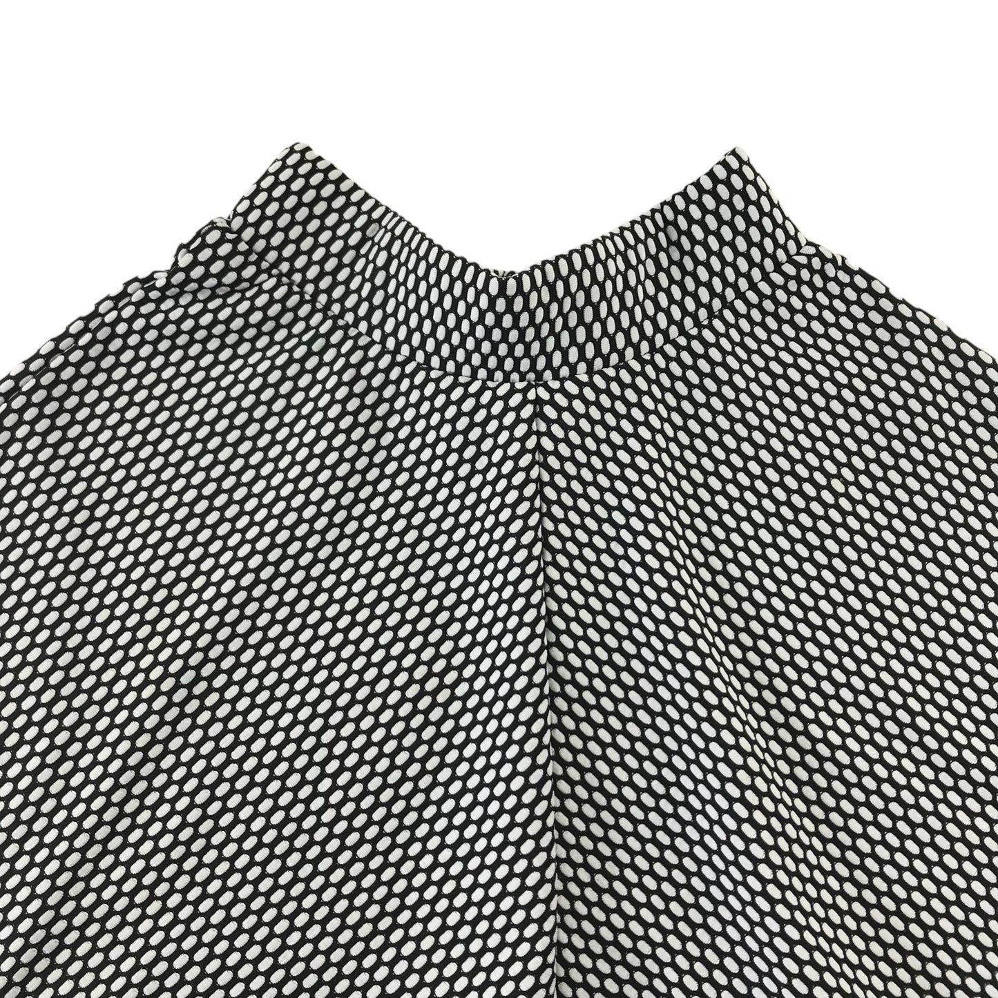 YD Skirt Age 6 White and Black Pattern Jersey