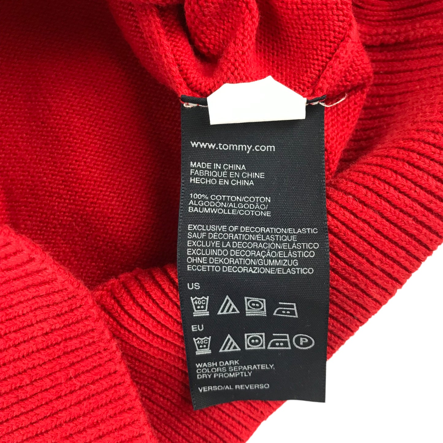Tommy Hilfiger jumper 5-6 years red v neck with logo pullover