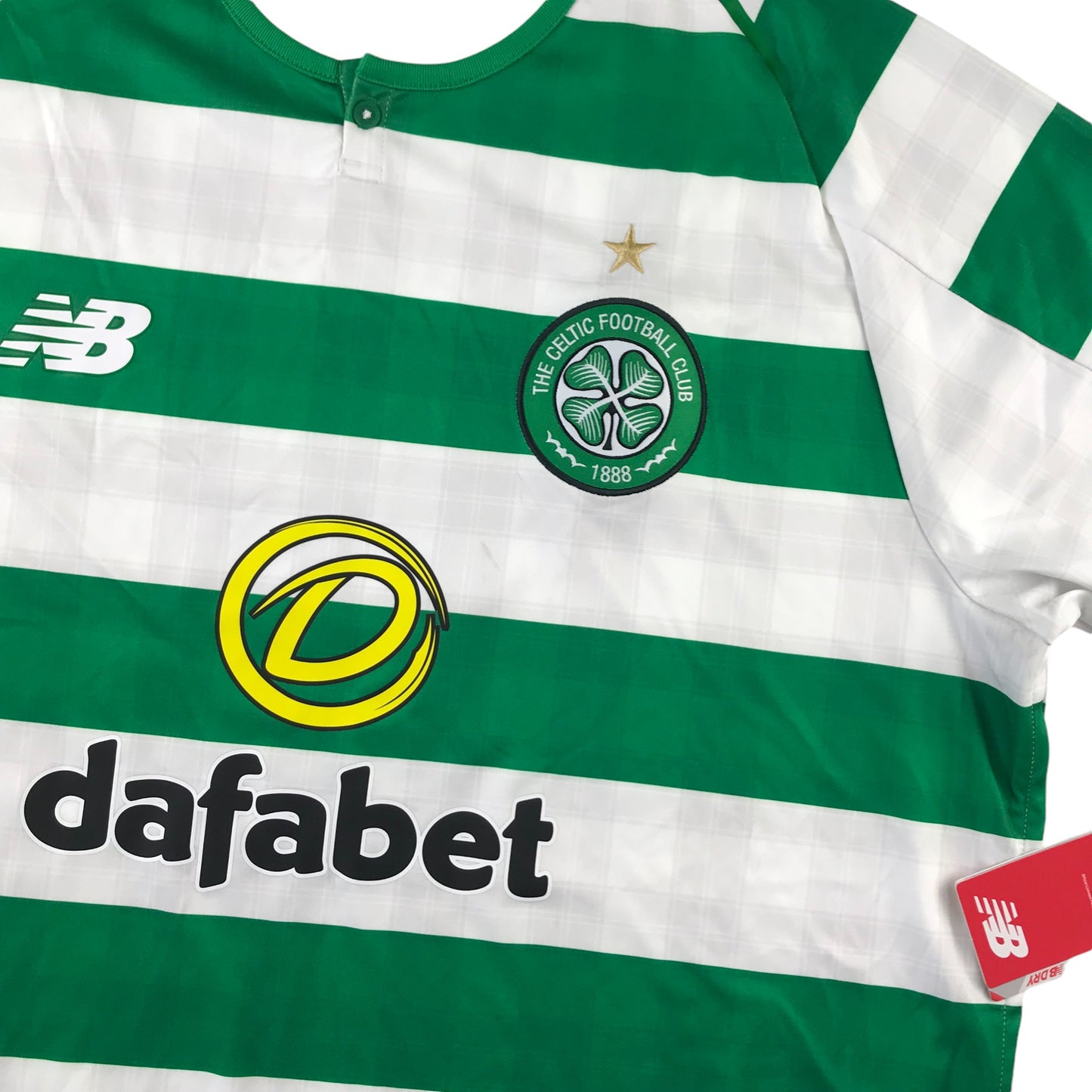 New Balance Celtic FC Football Strip men size L number 4 Cunnigham