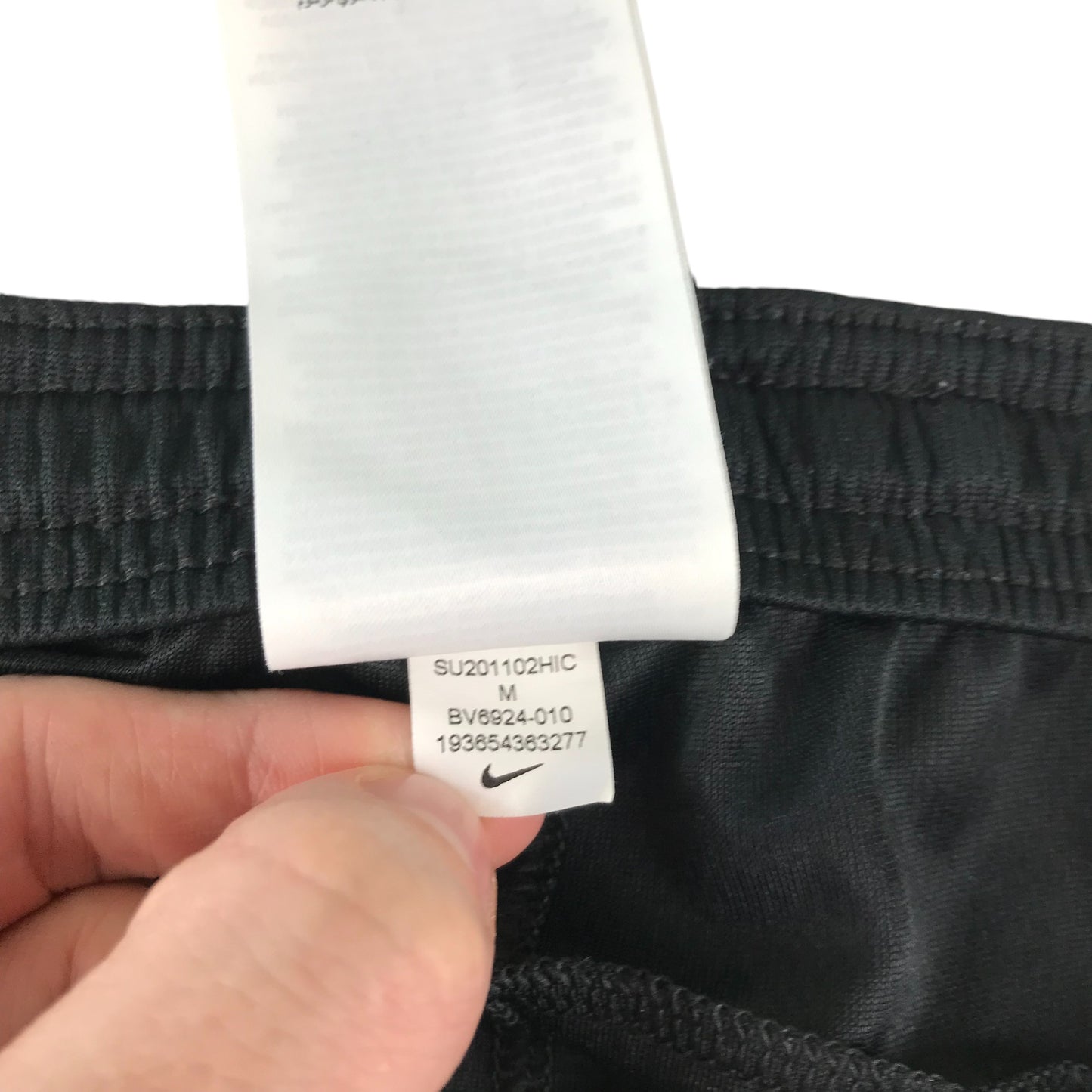 Nike sport shorts size M black plain
