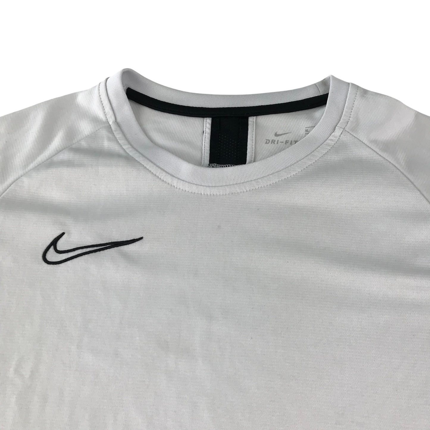 Nike sport top 13-14 years white and black short sleeve panelled design