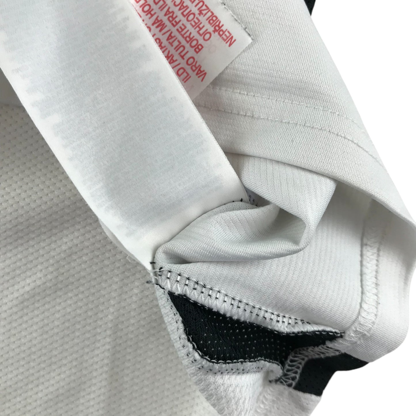 Nike sport top 13-14 years white and black short sleeve panelled design