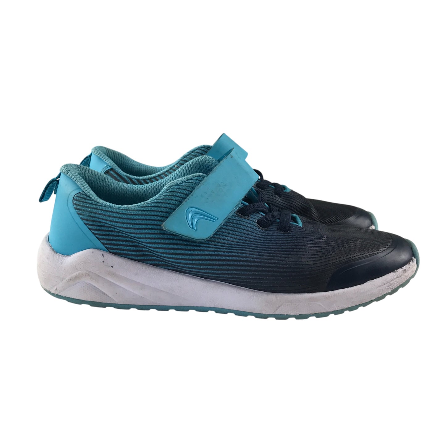 Clarks trainers shoe size 1G navy blue and white colourway
