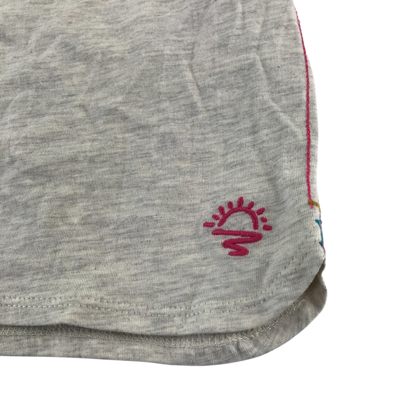 White Stuff t-shirt 5-6 years grey forest and animal theme graphic design