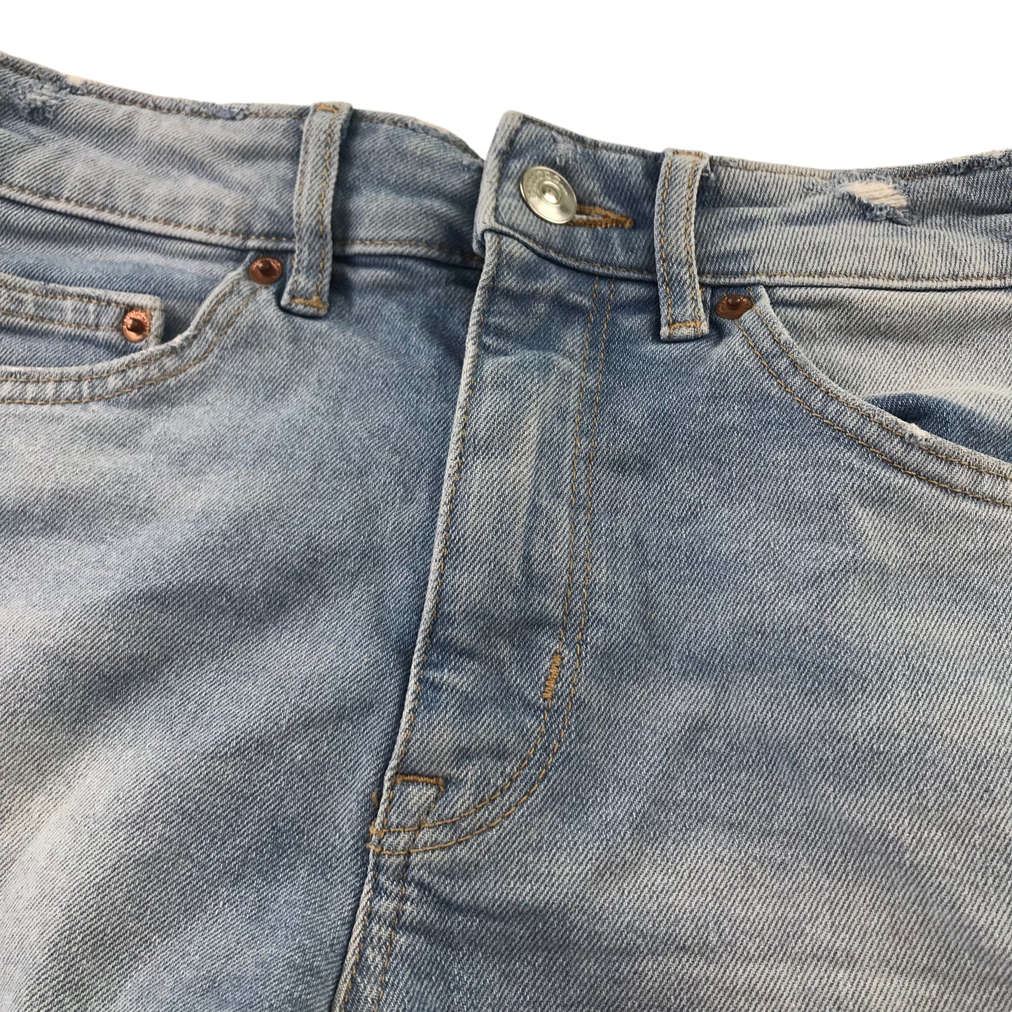 H&M shorts Size 8 Women's denim blue ripped hem