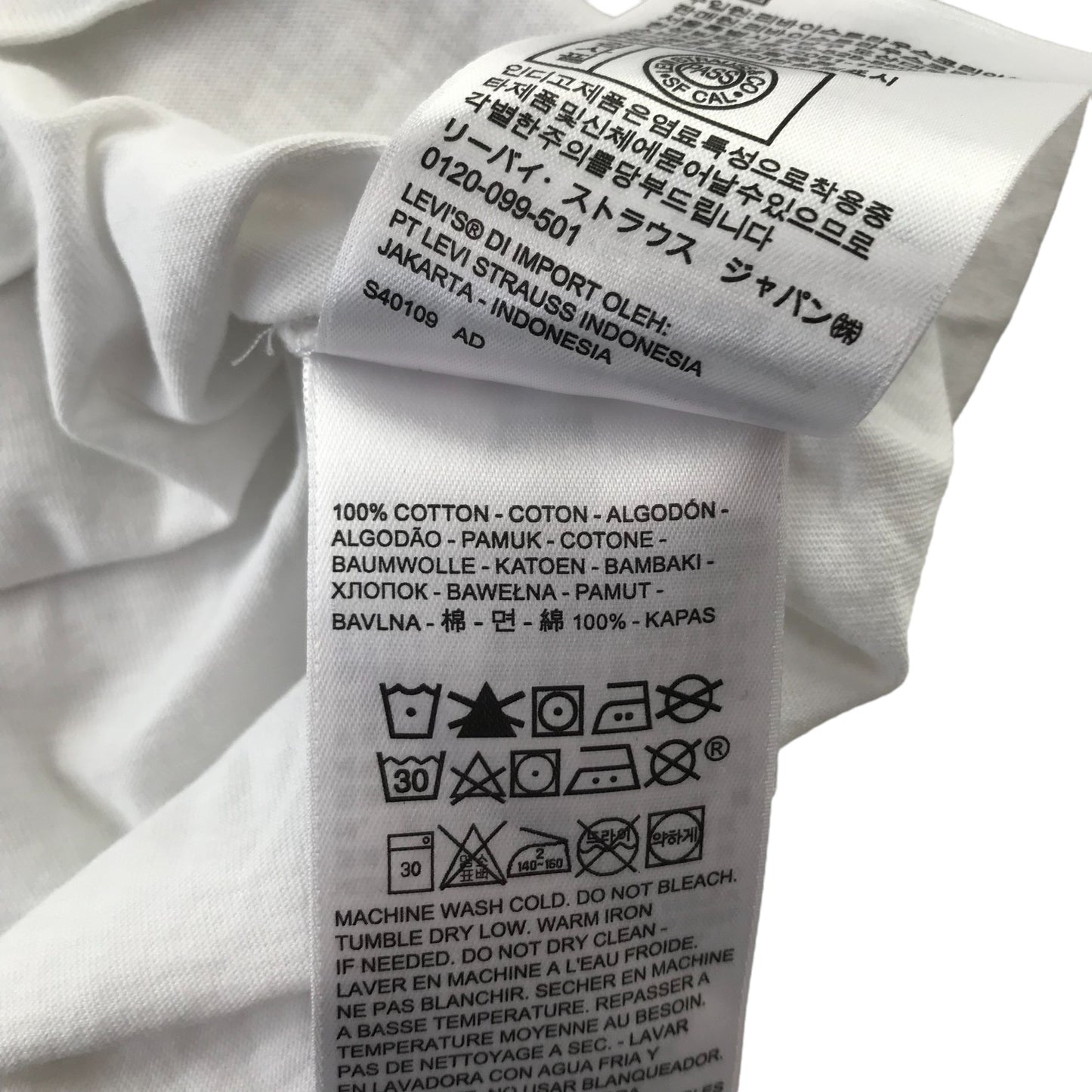 Levis T-shirt Adult Size XS White Short Sleeve Logo Print Cotton