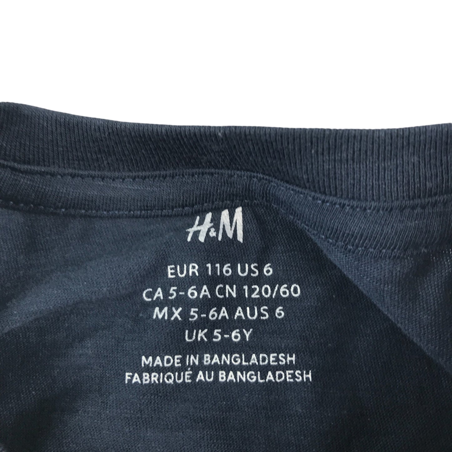 H&M t-shirt 5-6 years navy and white block colour