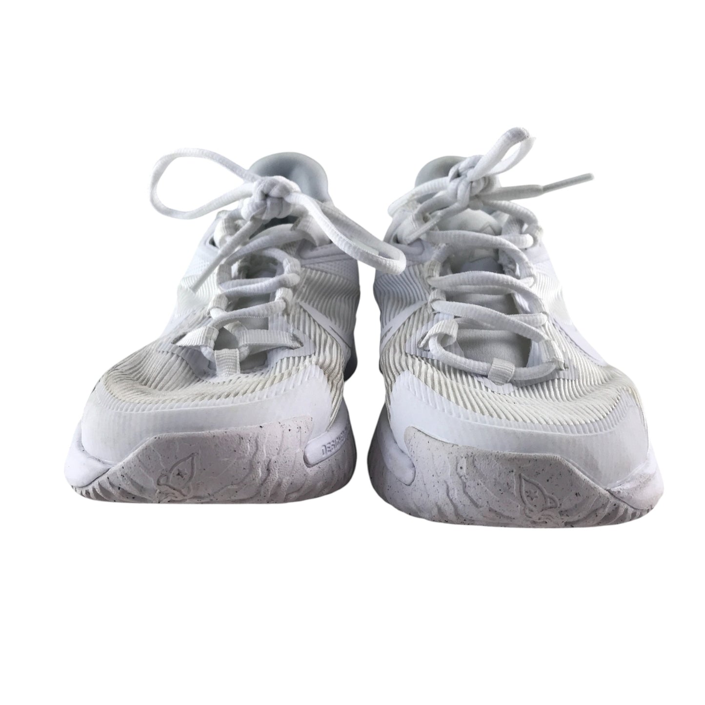 Nike trainers shoe size UK 4.5 white star runner 04 with laces