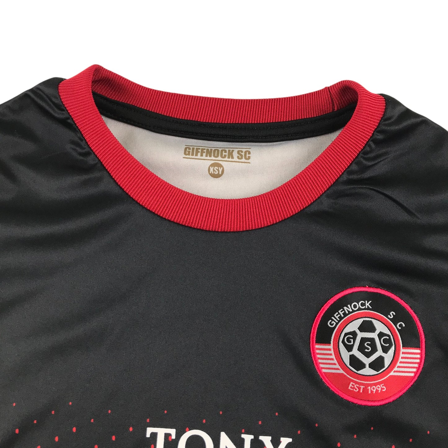 Giffnock SC sports top 5-6 years black and red with logo