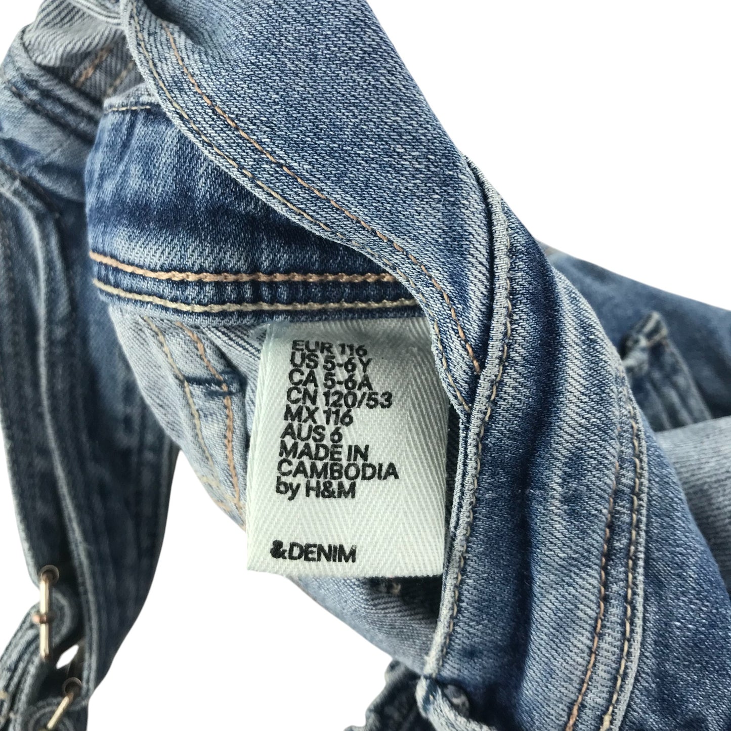 H&M dungaree shorts 5-6 years blue denim with love heart detail