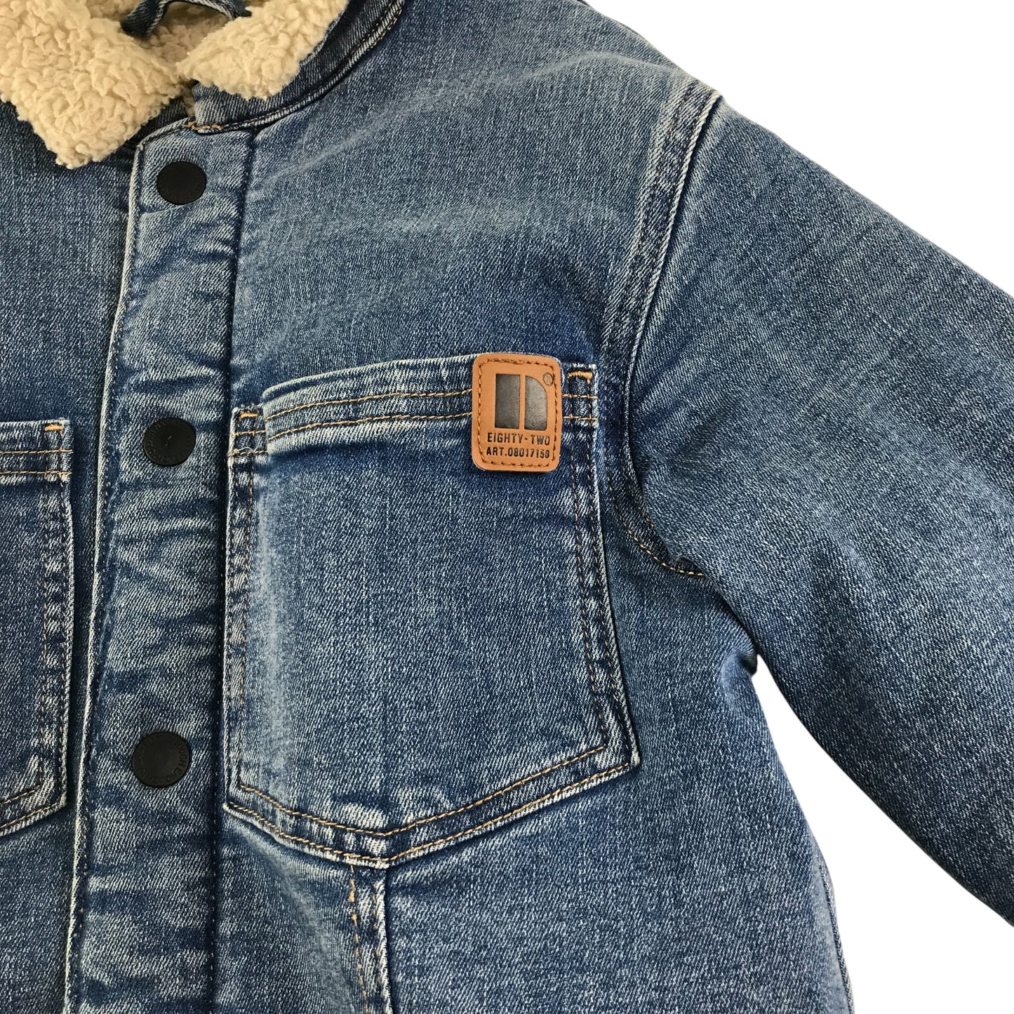 Next denim jacket 5-6 years light blue button up faux fur collar and interior
