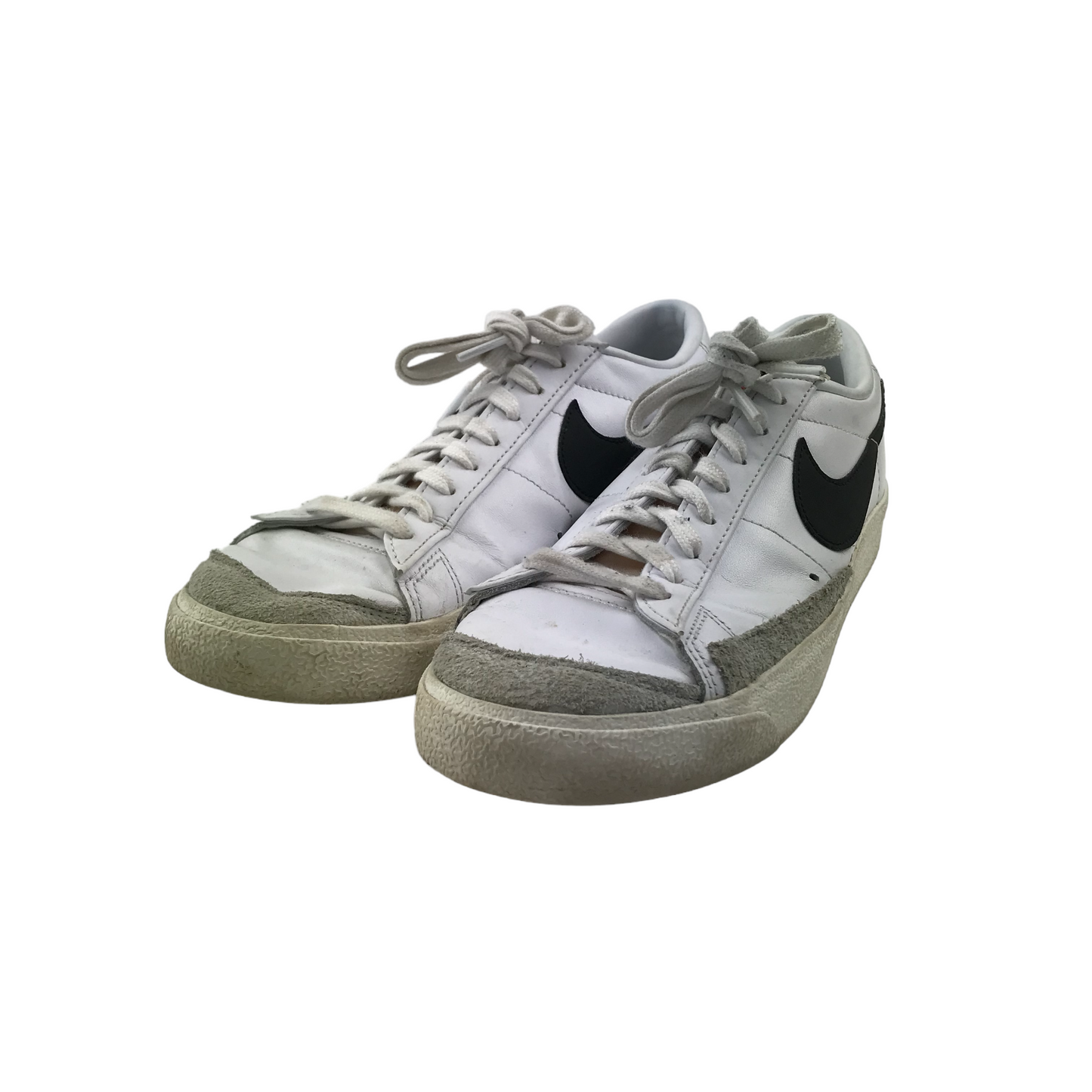 Nike Trainers Shoe Size 9 White Flat Soles with Laces