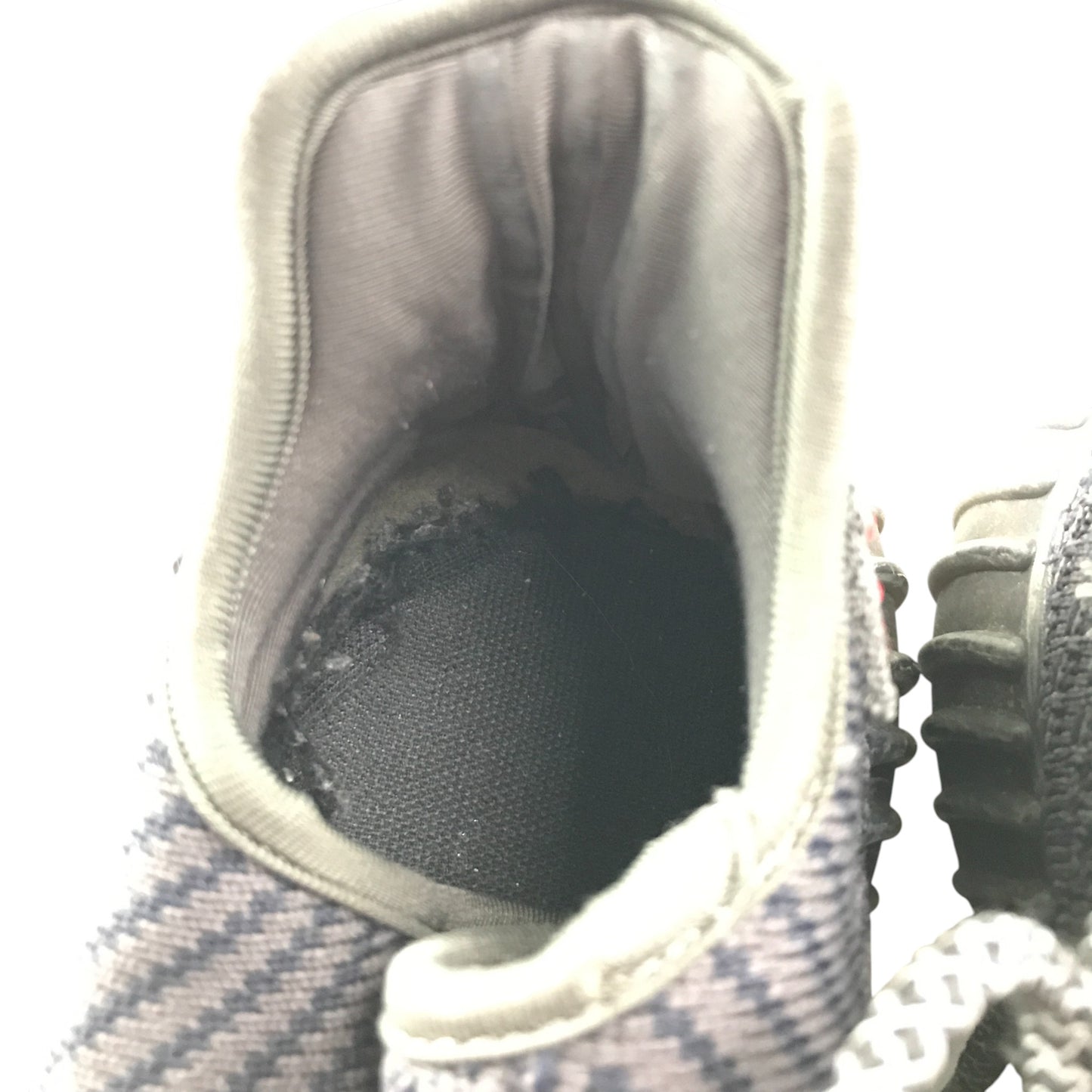 Trainers shoe size 7.5 black knitwear upper gautama 350 v2 style