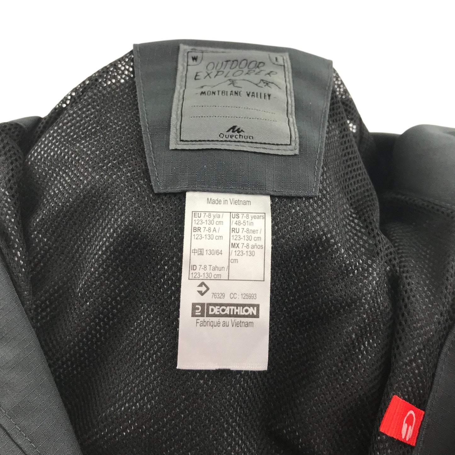 Decathlon light jacket 7-8 years grey plain mesh lining 10 000mm water proof