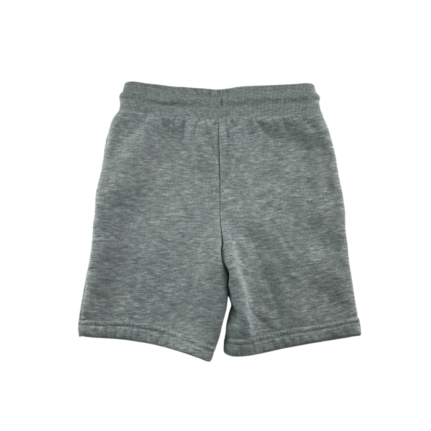 Primark shorts 7-8 years light grey marvel graphic print design jersey