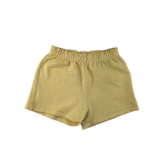 H&M Shorts Age 5 Yellow Waffle Style Elasticated Waist