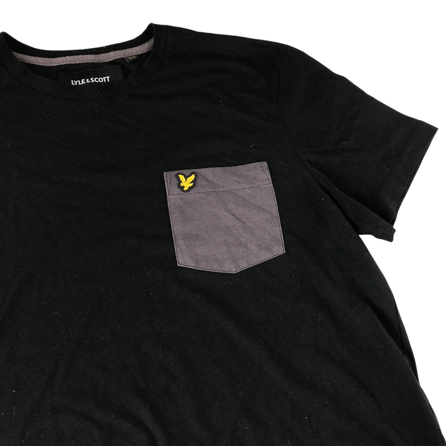 Lyle & Scott t-shirt men's M black with purple pocket