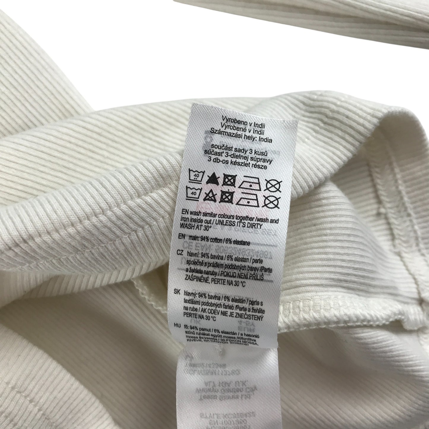 F&F jumper 4-5 years white mock neckline ribbed texture