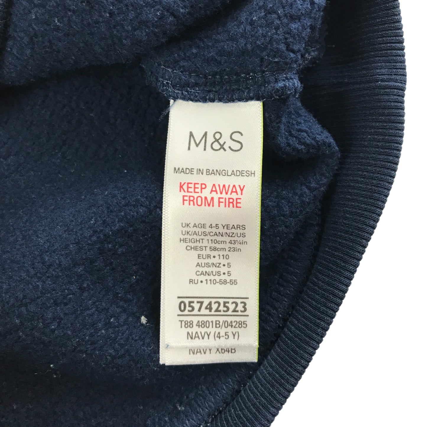 M&S sweater 4-5 years navy dinosaurs graphic design