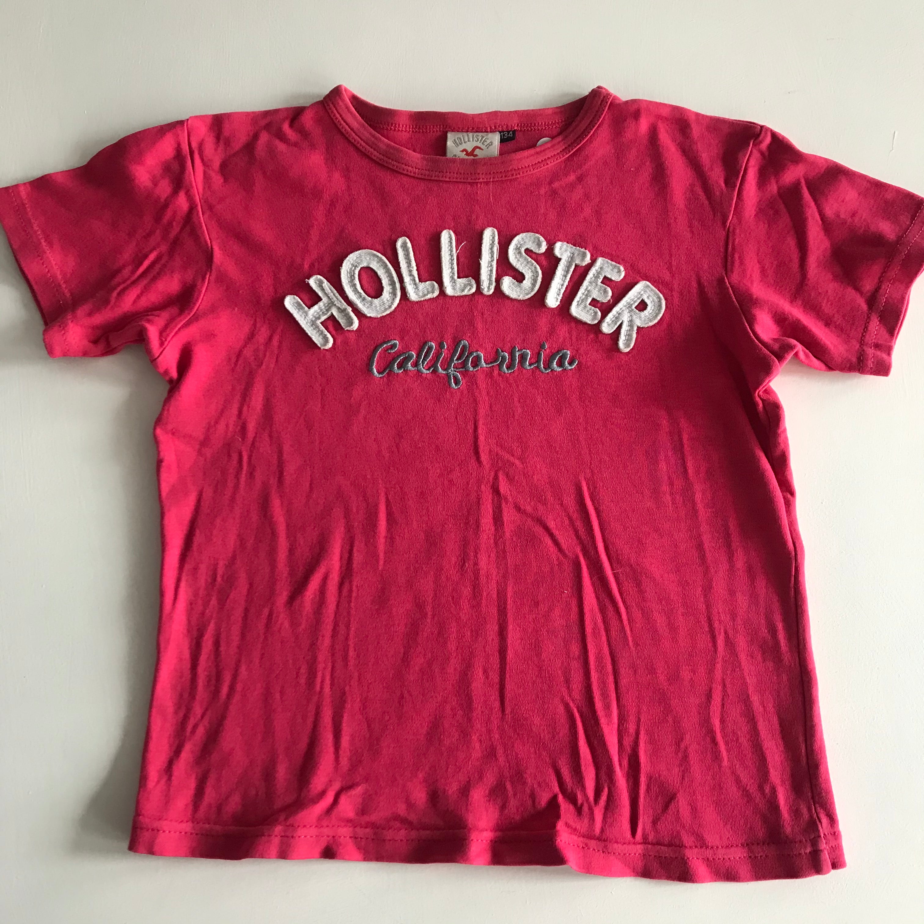 Hollister Red Classic T-Shirt Girls size XS Excellent