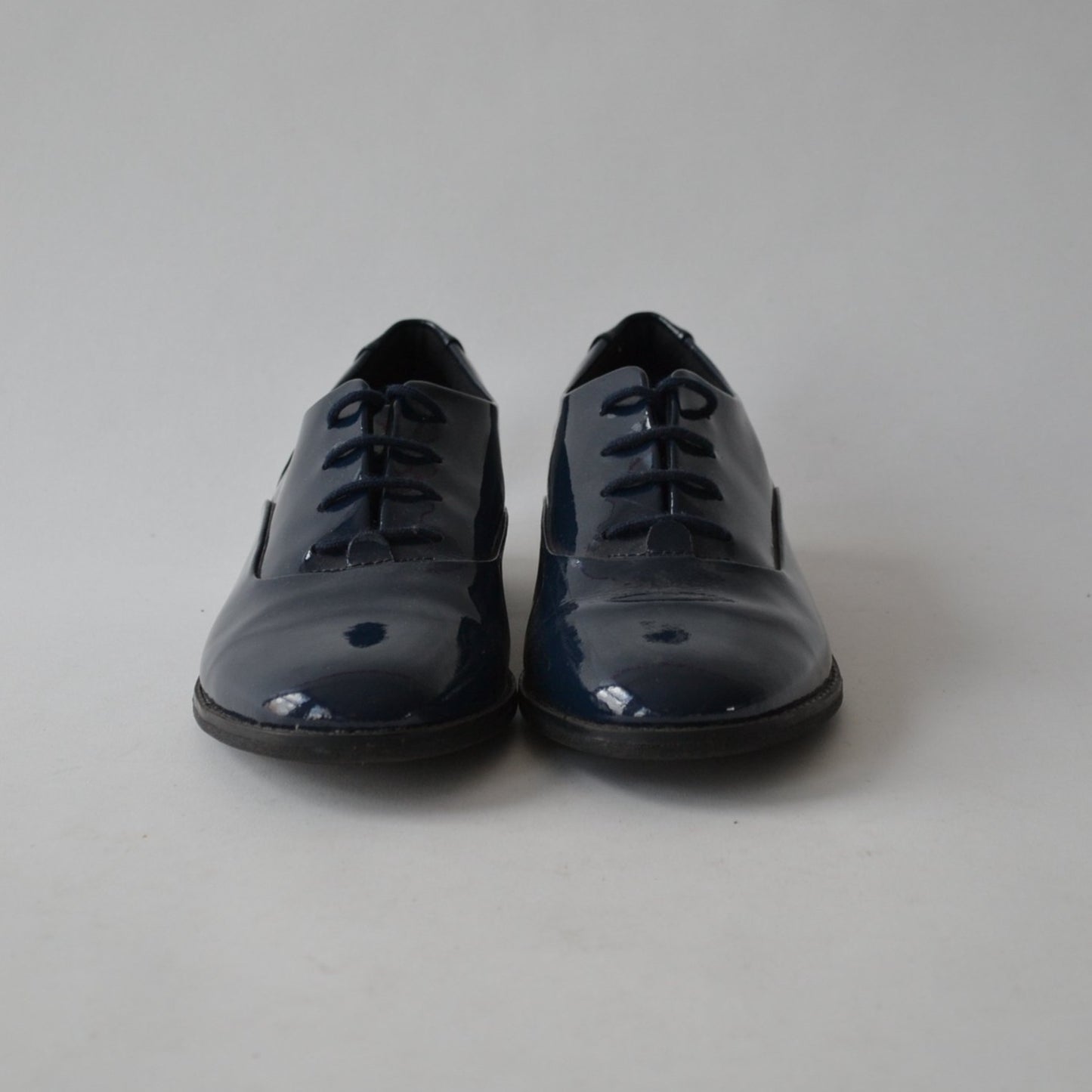 Clarks Navy Shoes Shoe Size 3.5