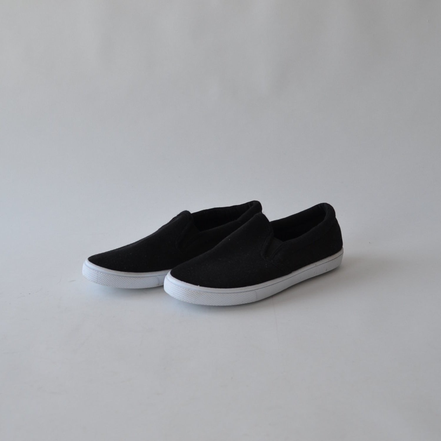 Primark Black Plimsolls Shoe Size – ApparelXchange CIC