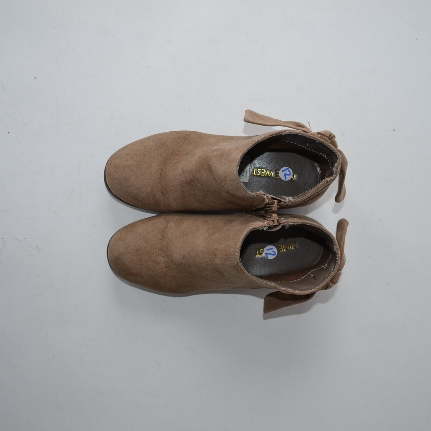 Nine West Beige Boots Shoe Size 12 (jr)