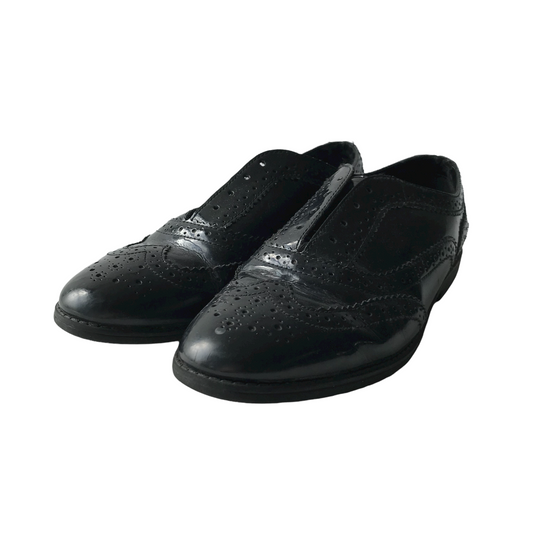 Preloved second hand Clarks Black Brogue Shoes Shoe Size 5