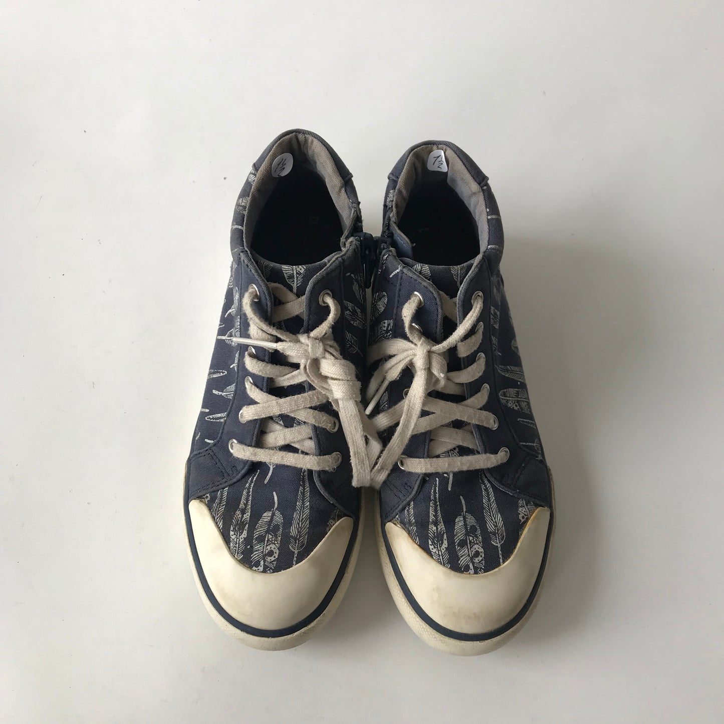High Tops Trainers Shoe Size 1.5