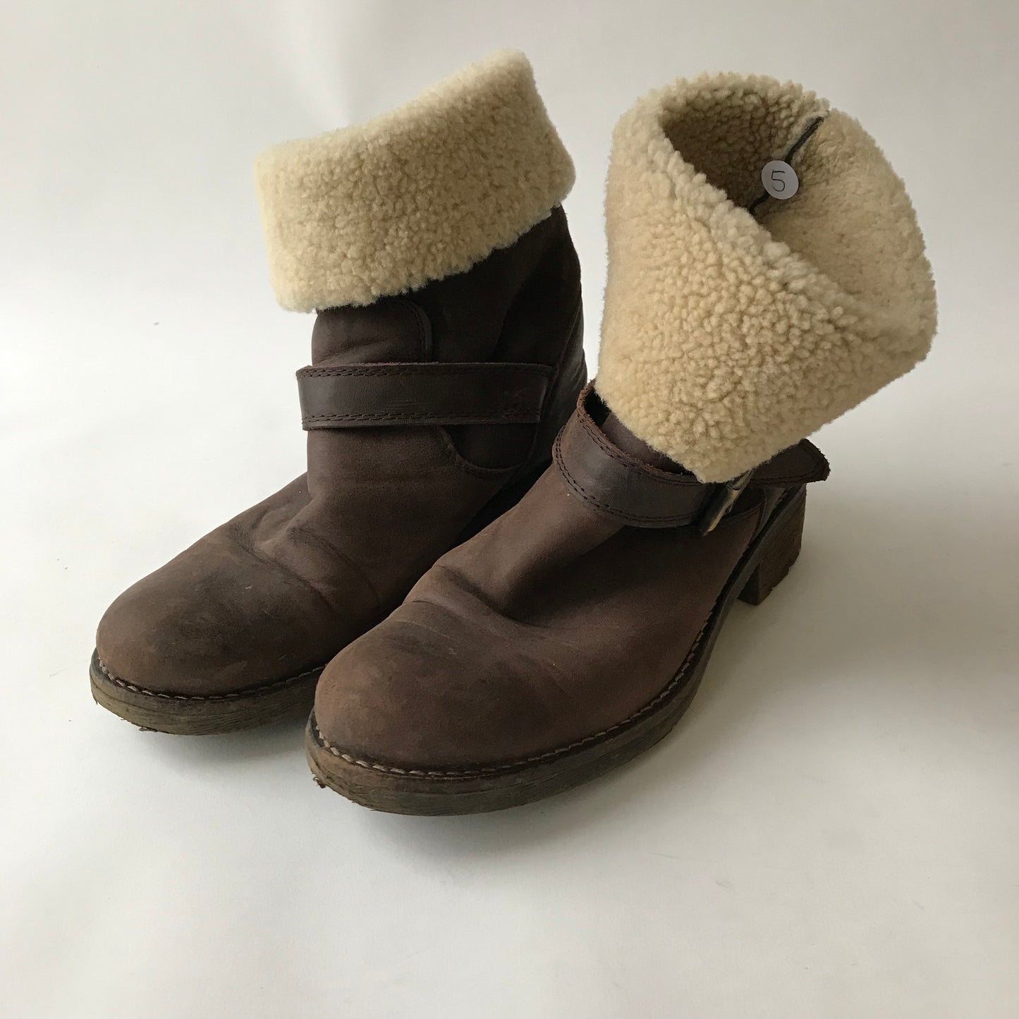 Brown Warm Lined Boots Shoe Size 5