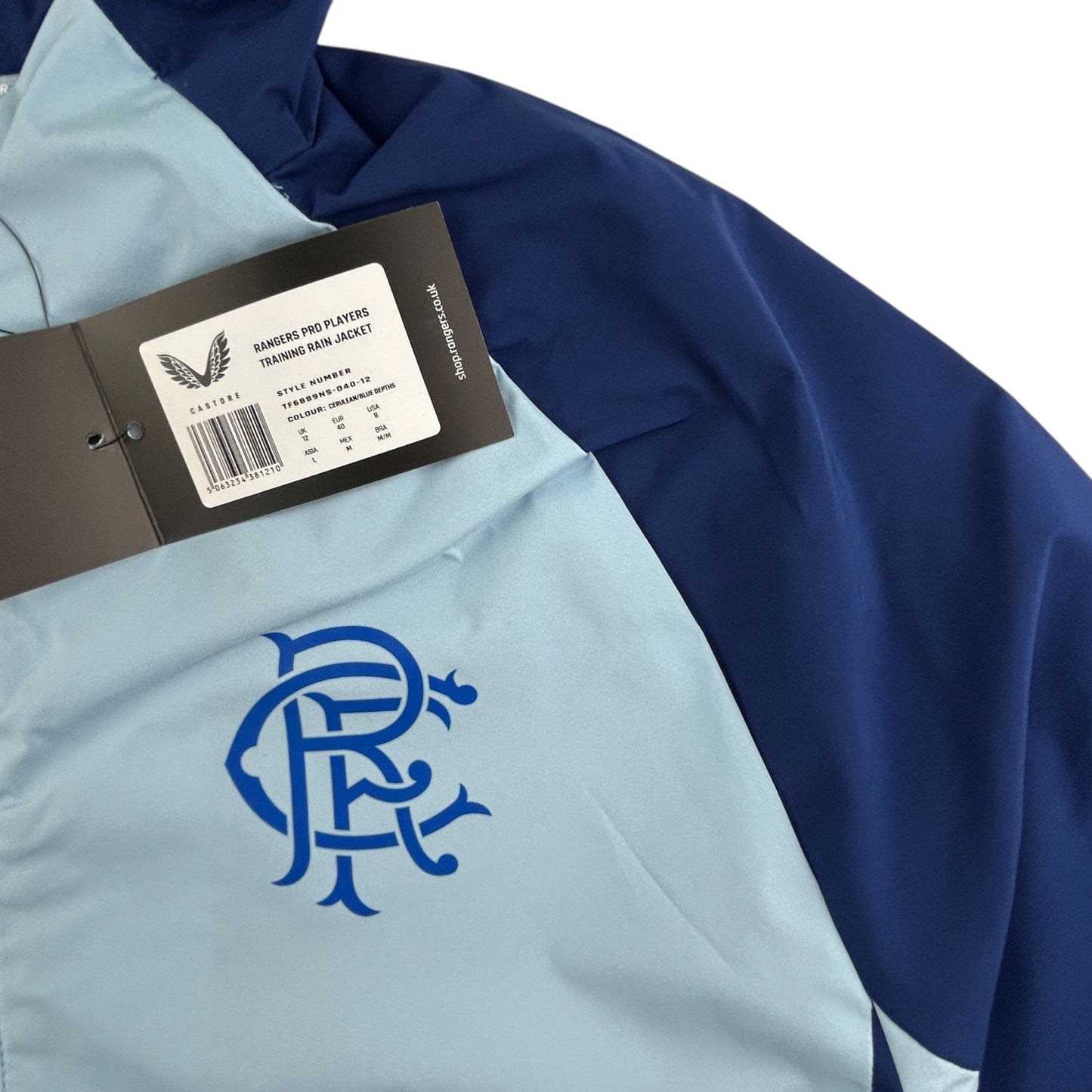 Castore Rangers FC Pro Players Training Rain Jacket - Light Blue