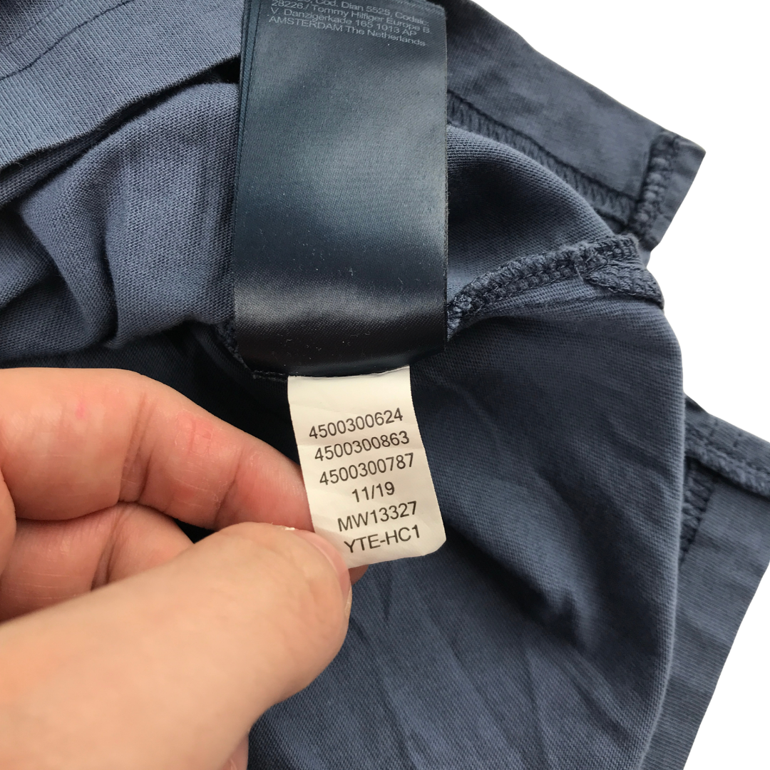 Preloved Tommy Hilfiger t-shirt for adults