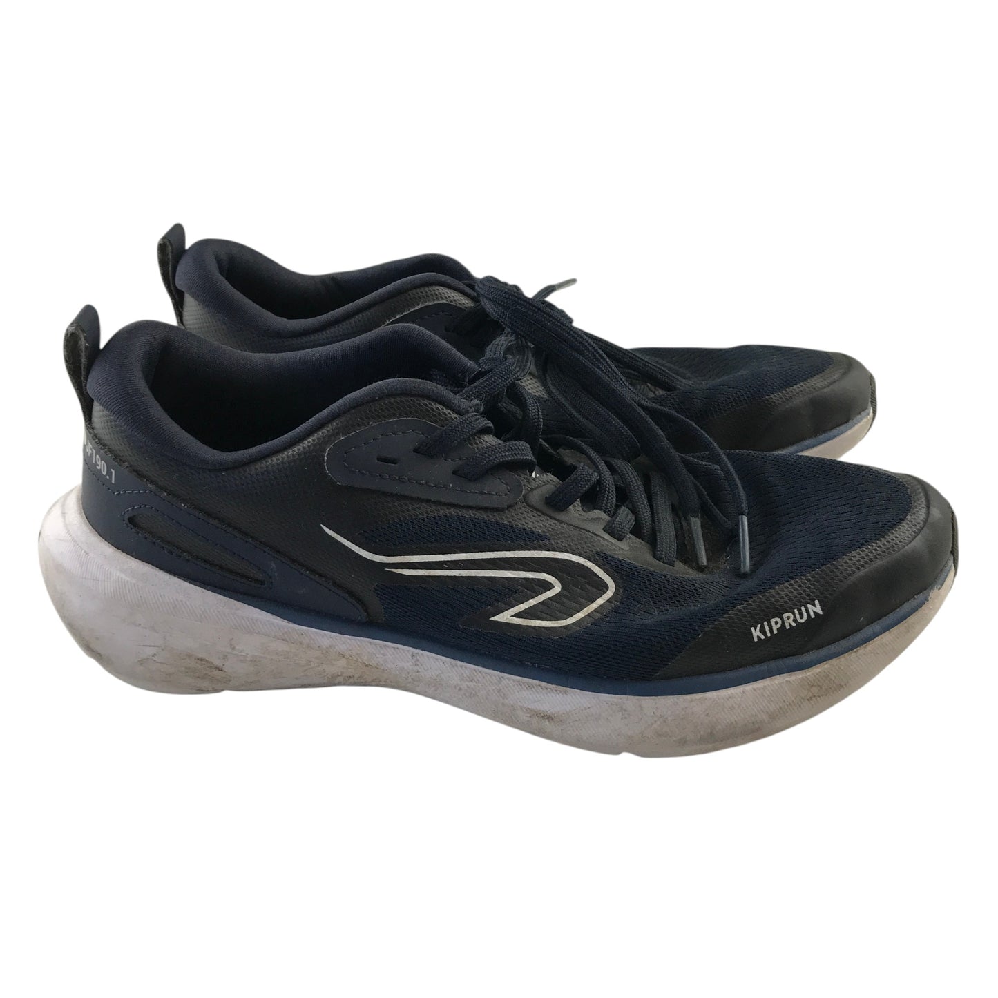 Decathlon Kiprun size 6.5 navy blue trainers