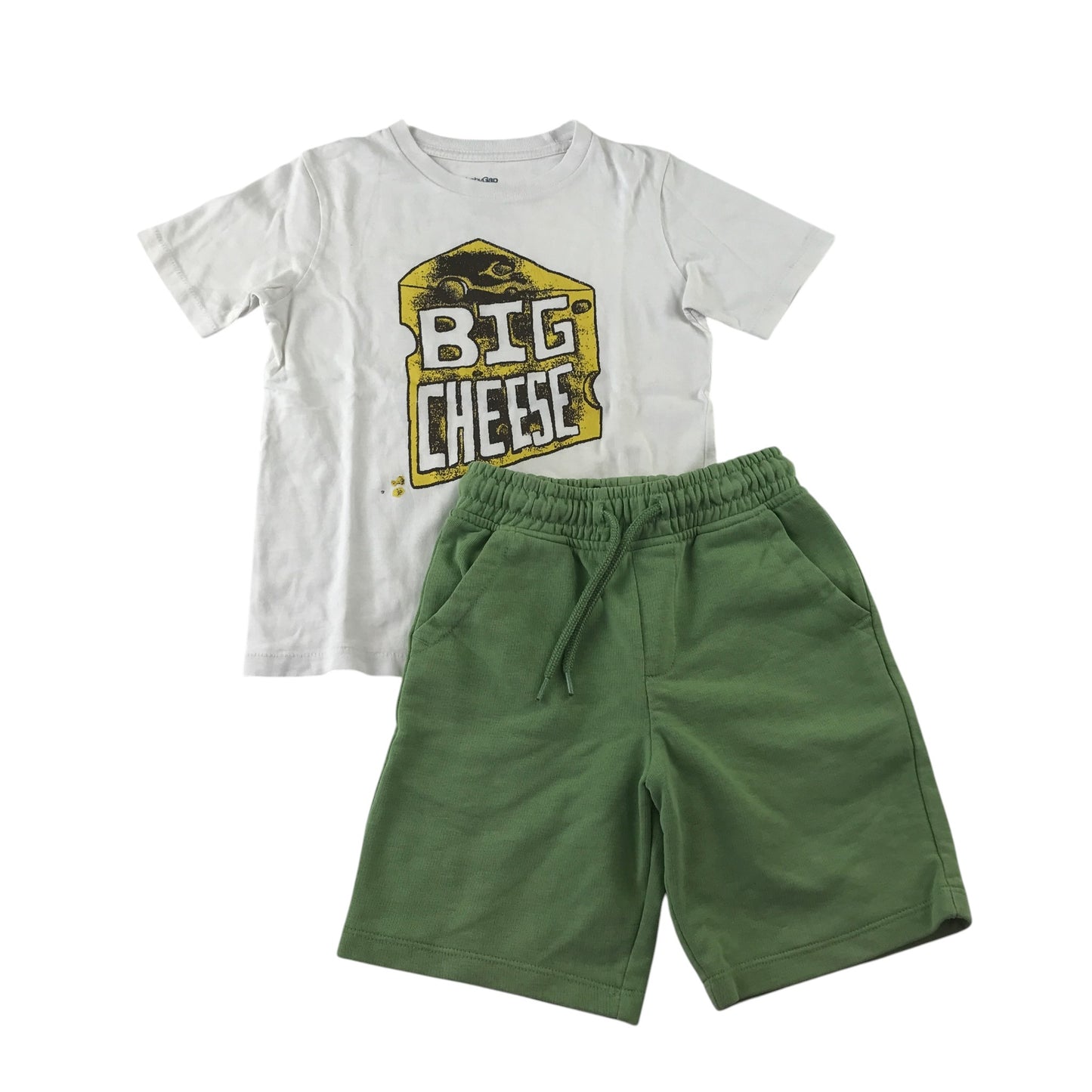 Gap and Next summer bundle 4-5 yeasr white t-shirt and green shorts cotton polyester