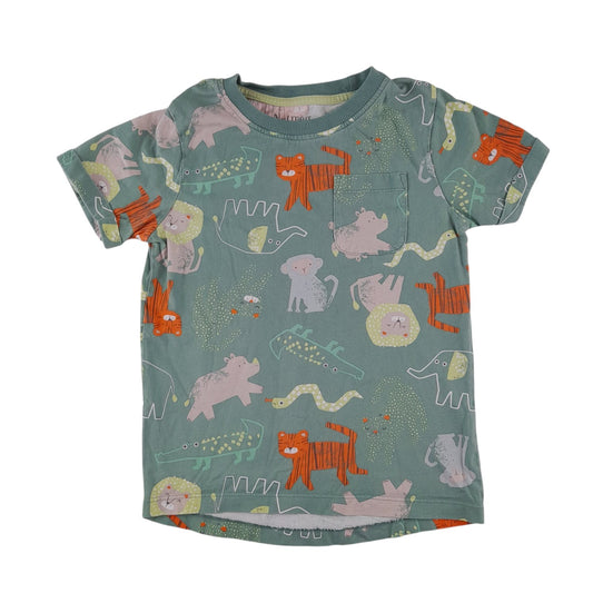 Nutmeg t-shirt 5-6 years green animal graphic print