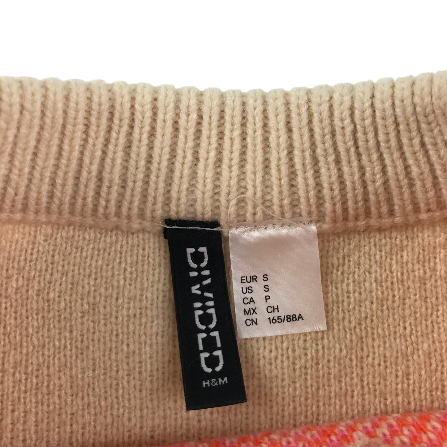 H&M sweater women's S beige with orange and pink pattern design