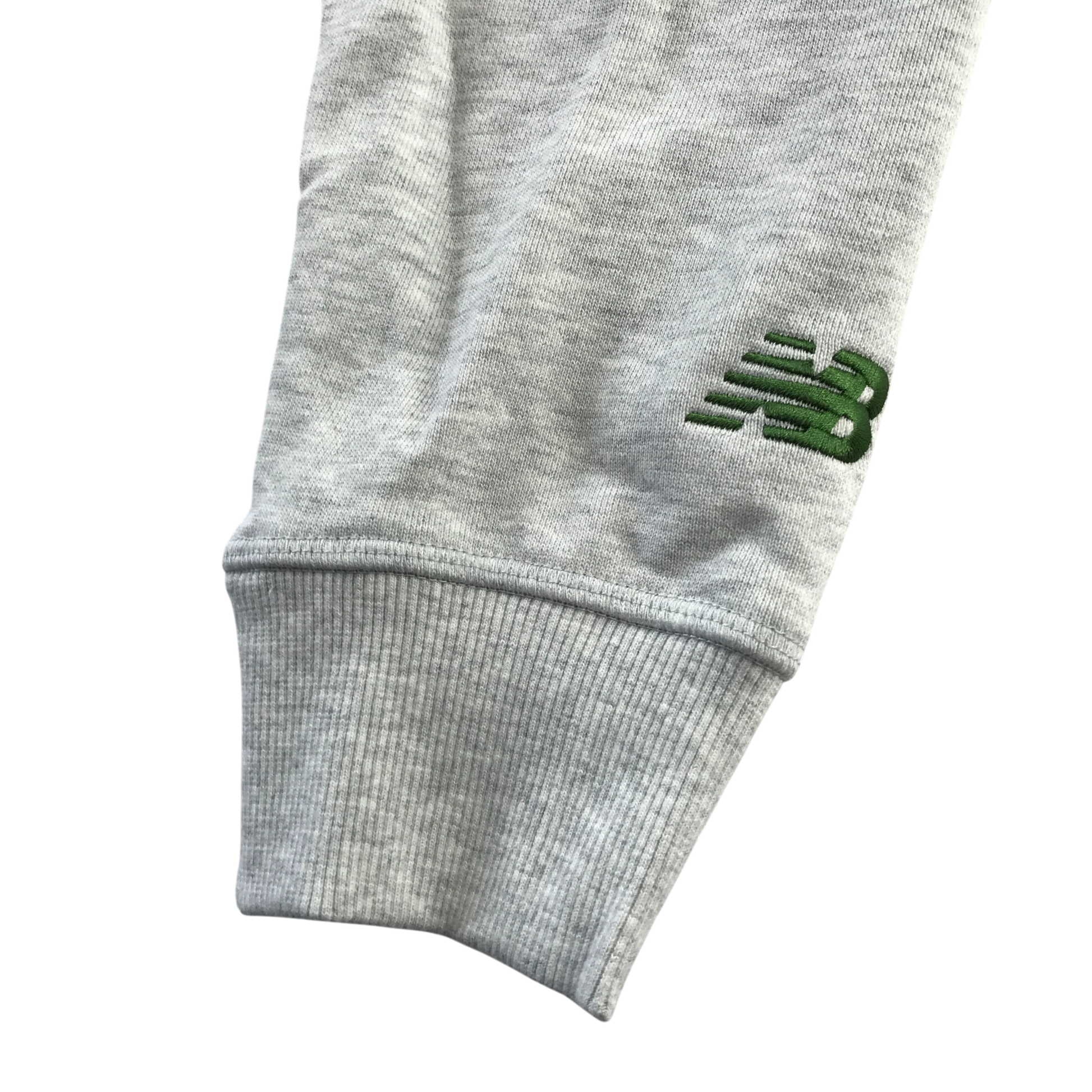 Second-hand New Balance activewear for adults