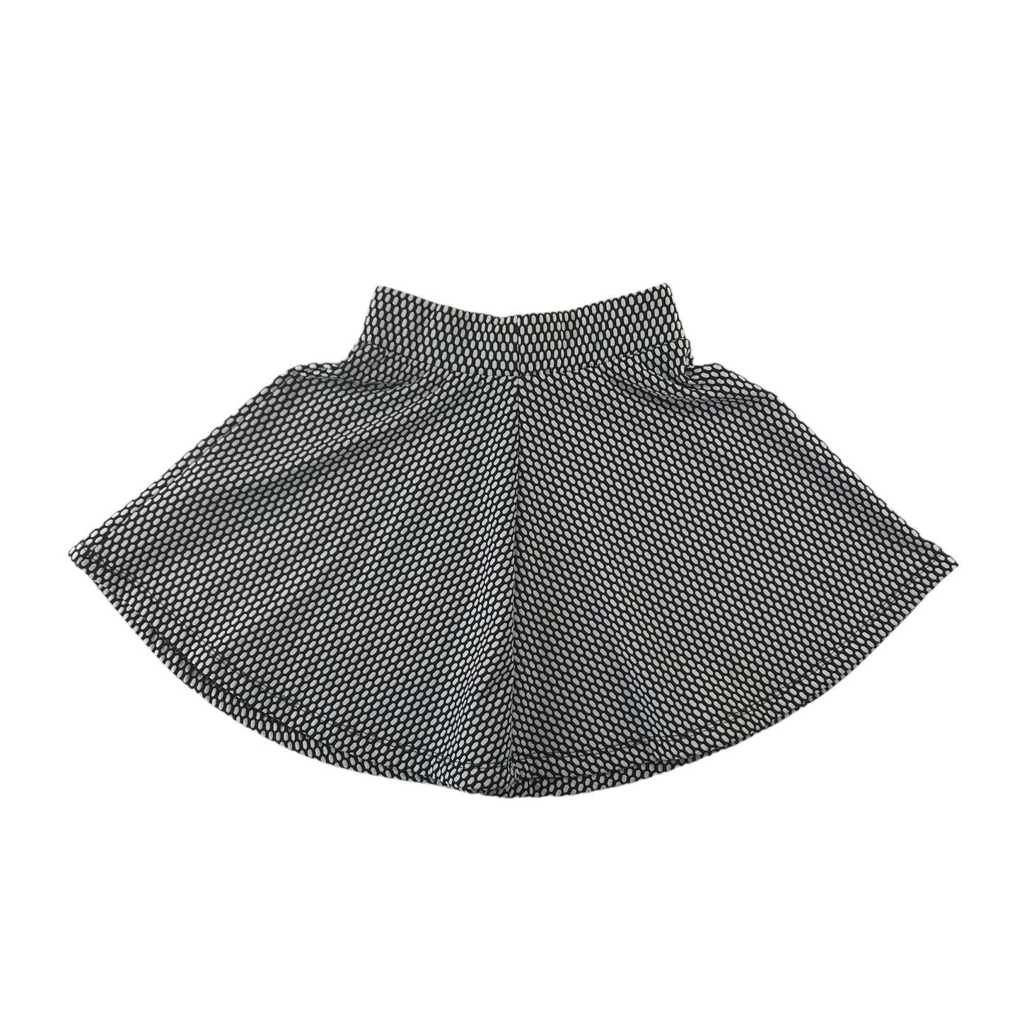 YD Skirt Age 6 White and Black Pattern Jersey