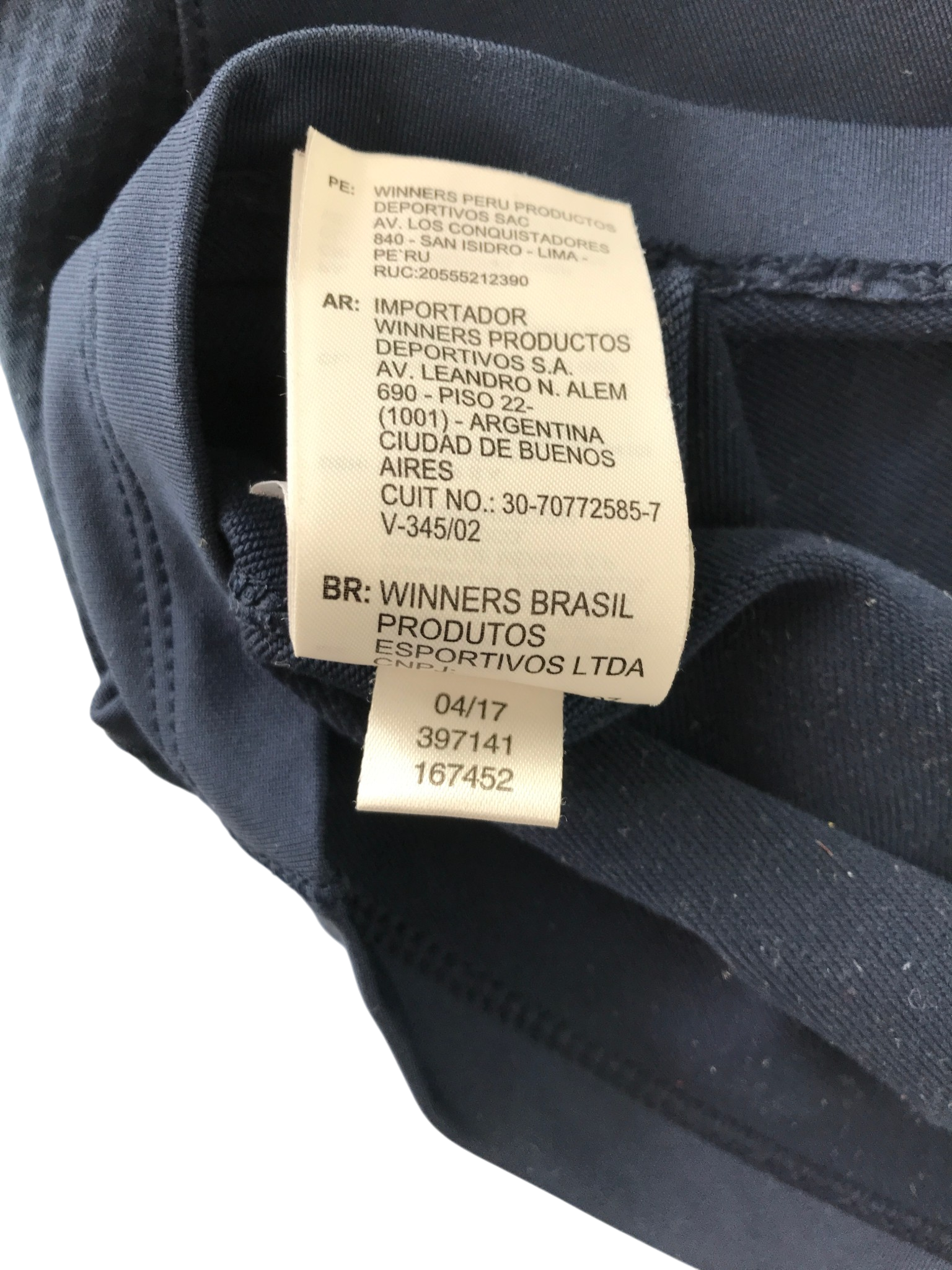 Secondhand Salomon sportswear for adults