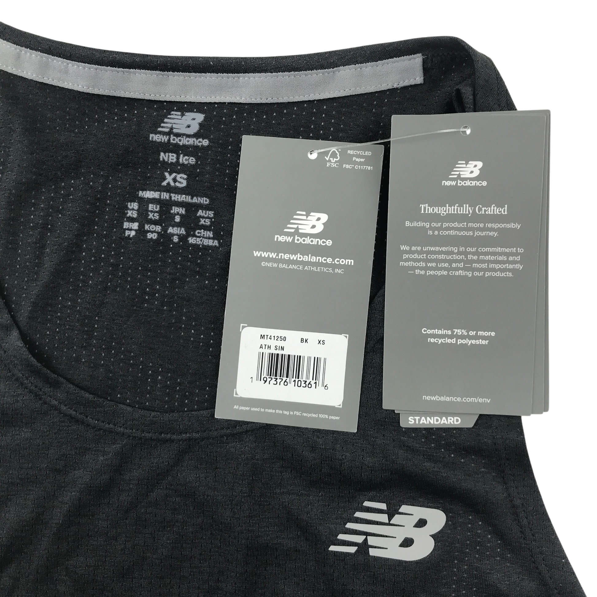 Second-hand New Balance sports top for adults