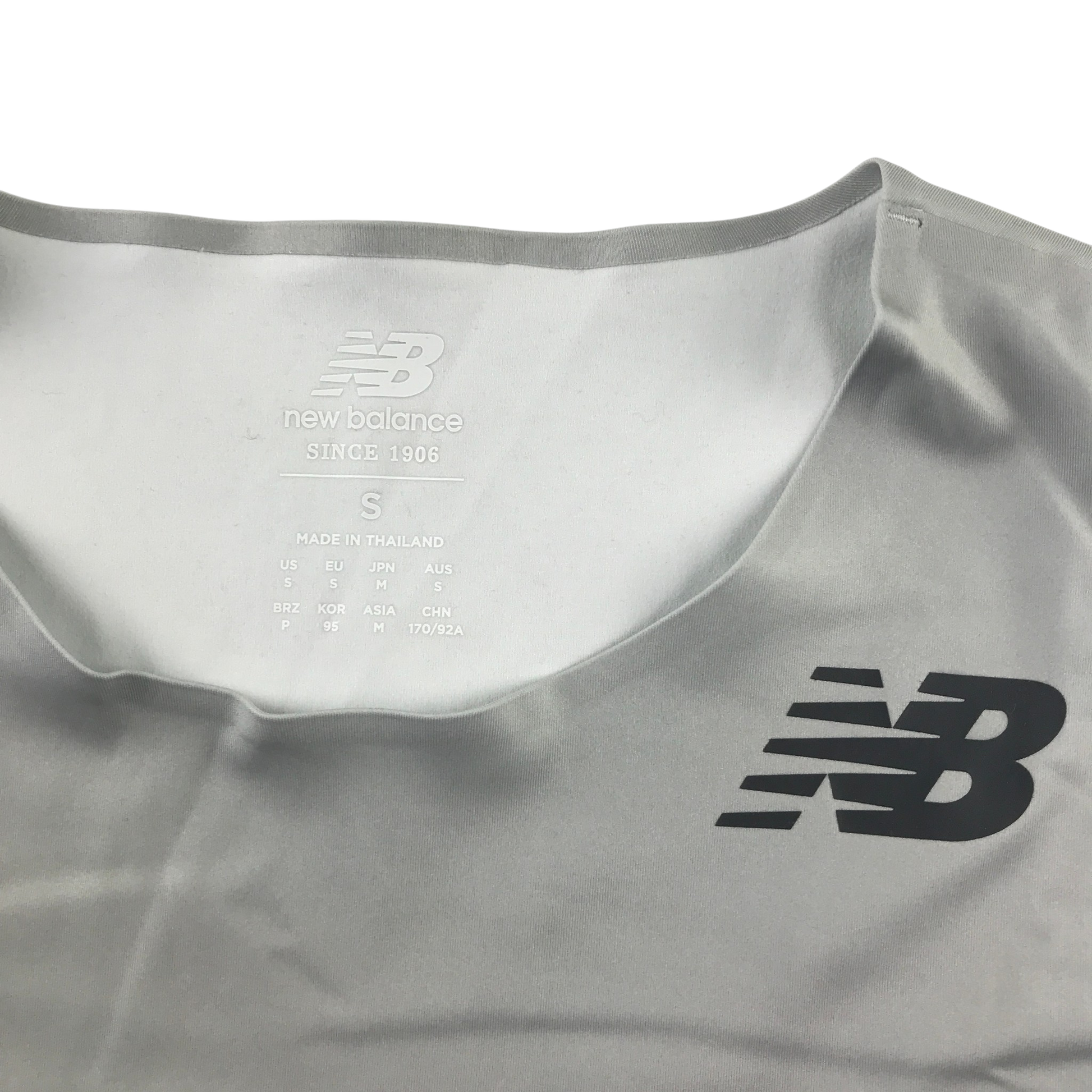 Second-hand New Balance sports top for adults