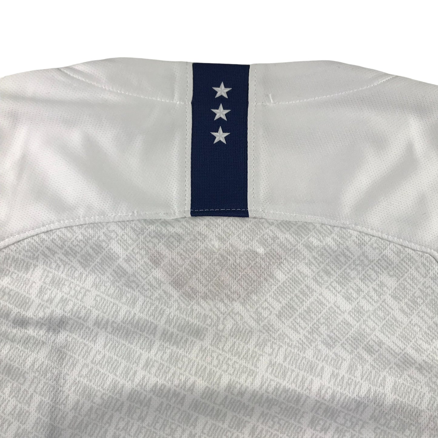 Nike USA Soccer National Team 2019/2020 Home Kit Women's Medium White Logo Jersey Slim Fit