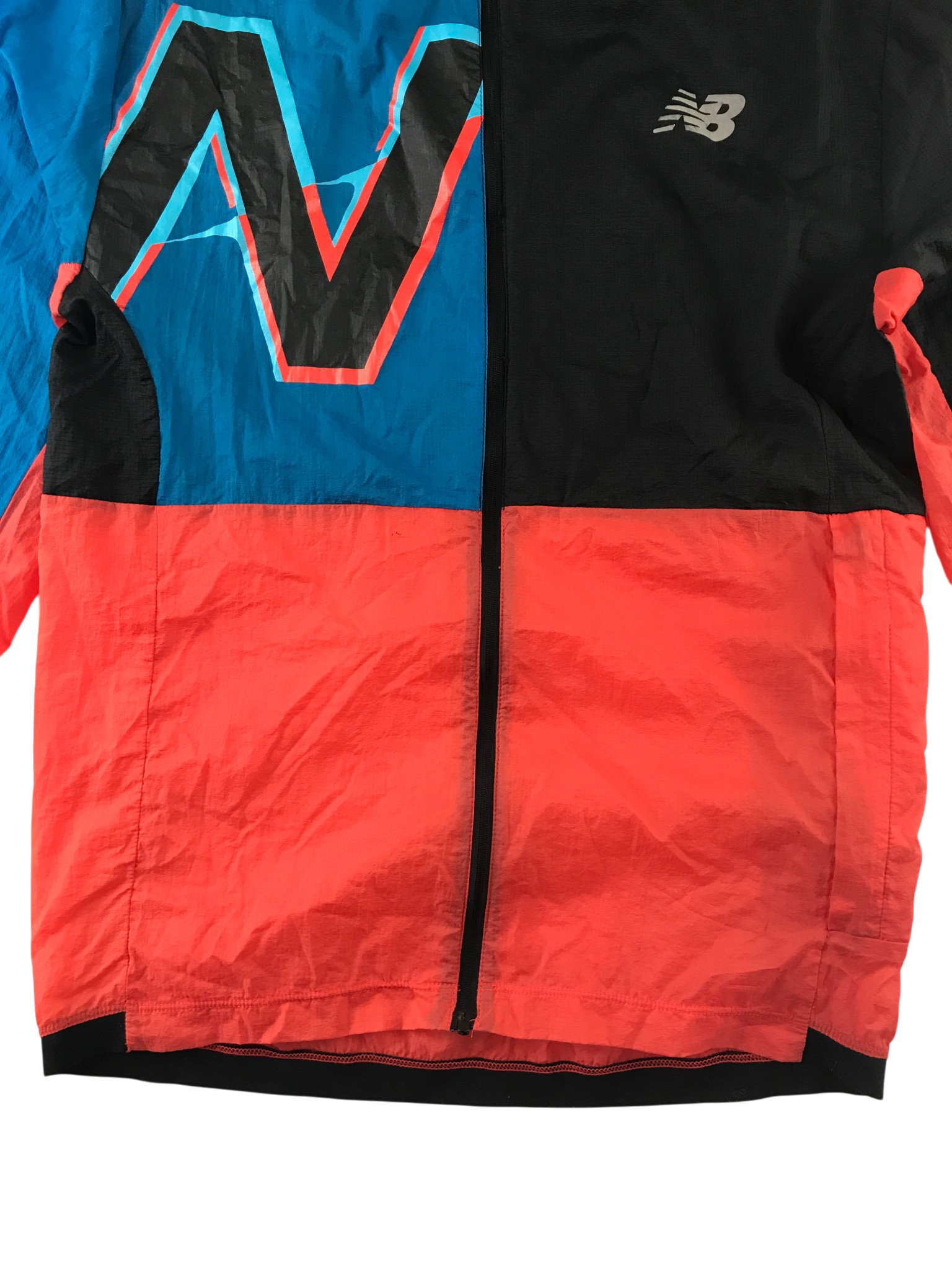 Secondhand New Balance sportswear for adults