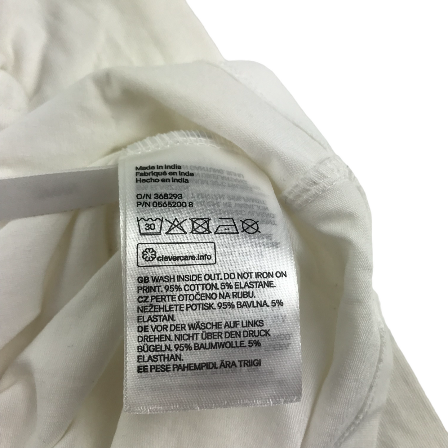 H&M Christmas T-shirt Age 8 White Kitten Puppy