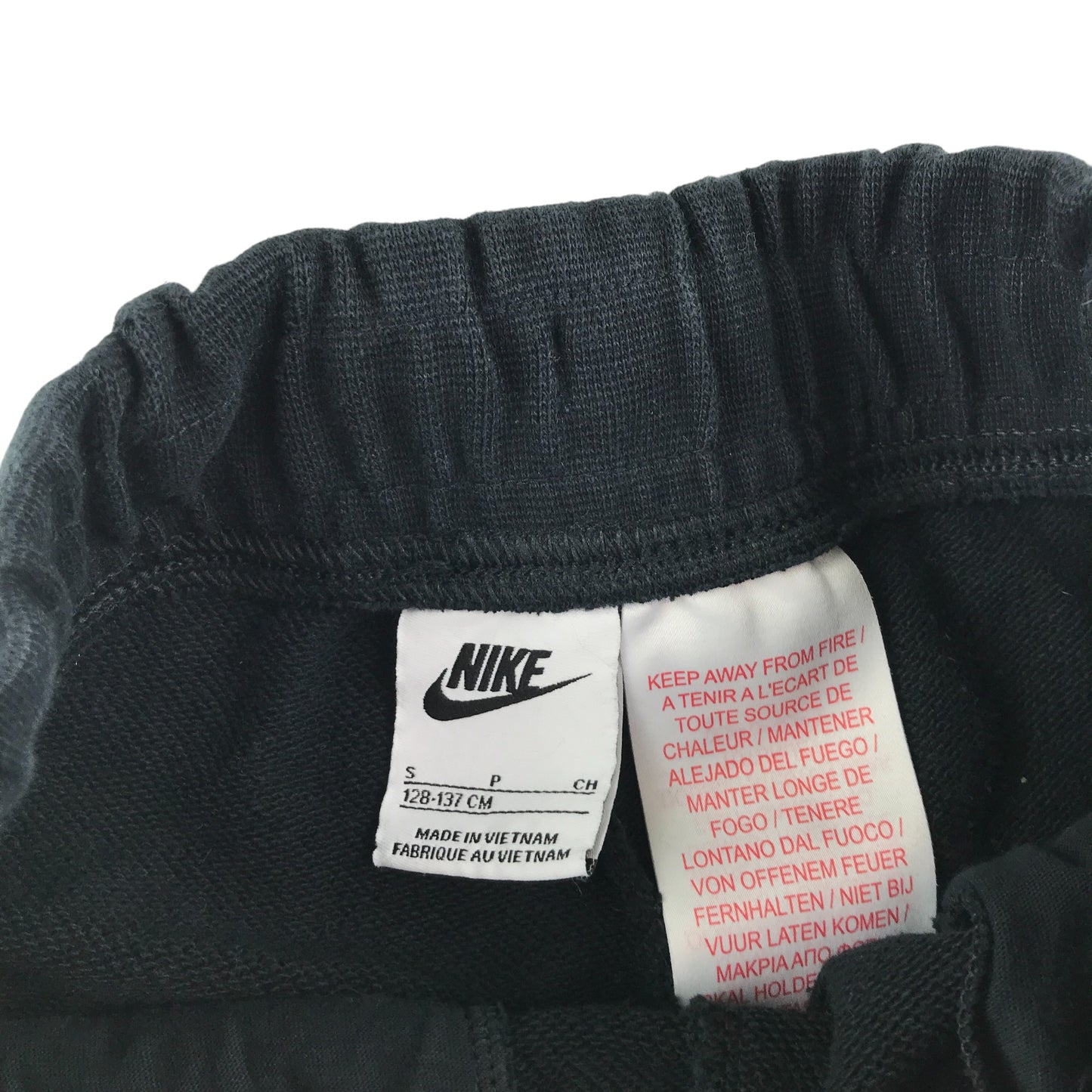 Nike shorts 8-9 years black jersey with elasticated waistband