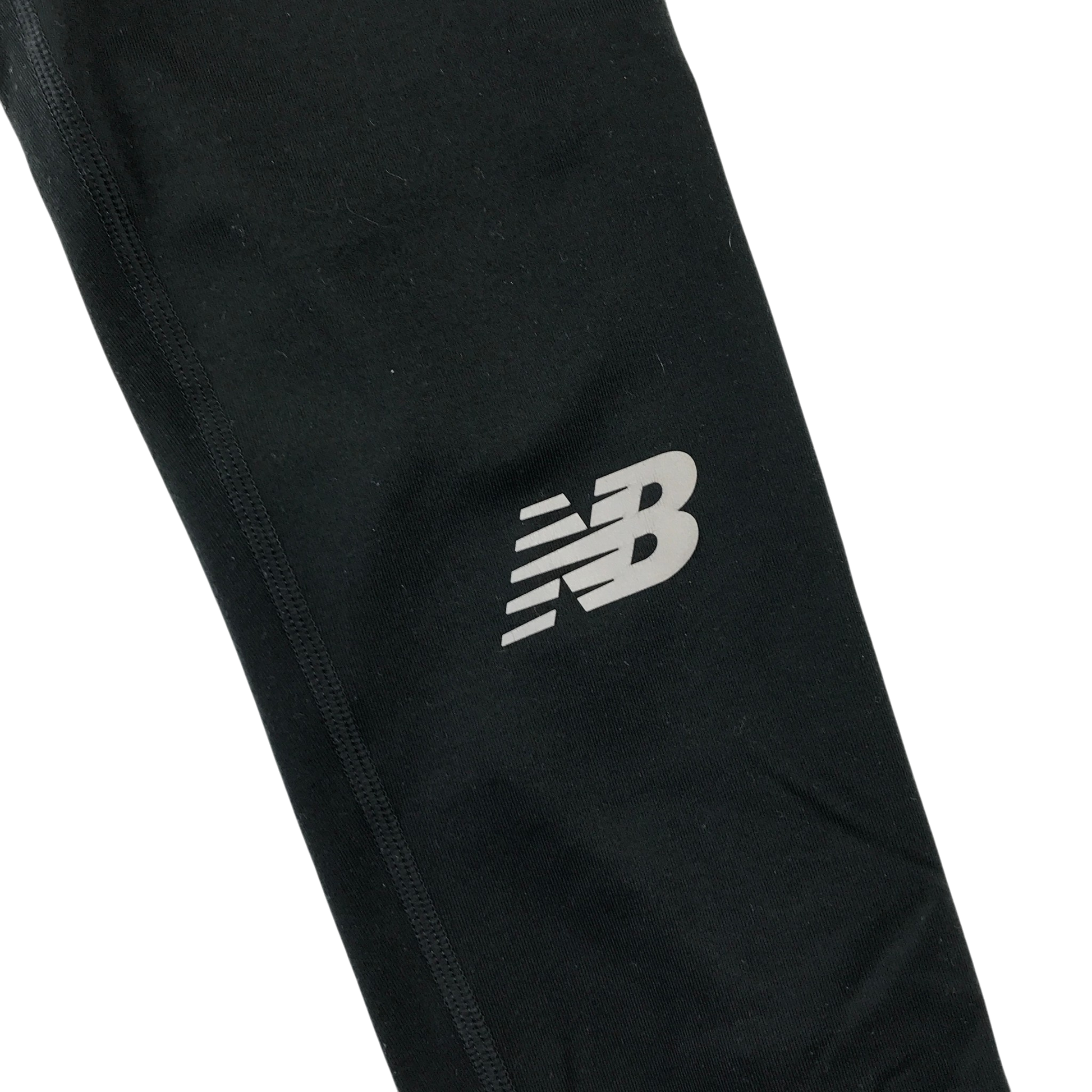 Secondhand New Balance sportswear for adults
